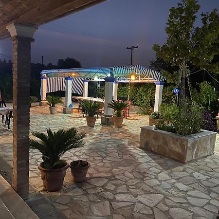 Villa Facen Gardeládes Exteriér fotografie